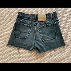 Vintage Levi’s Cutoff Jean Shorts